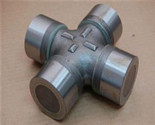 high quality Sinotruk universal joint cross bearing 26013314080 